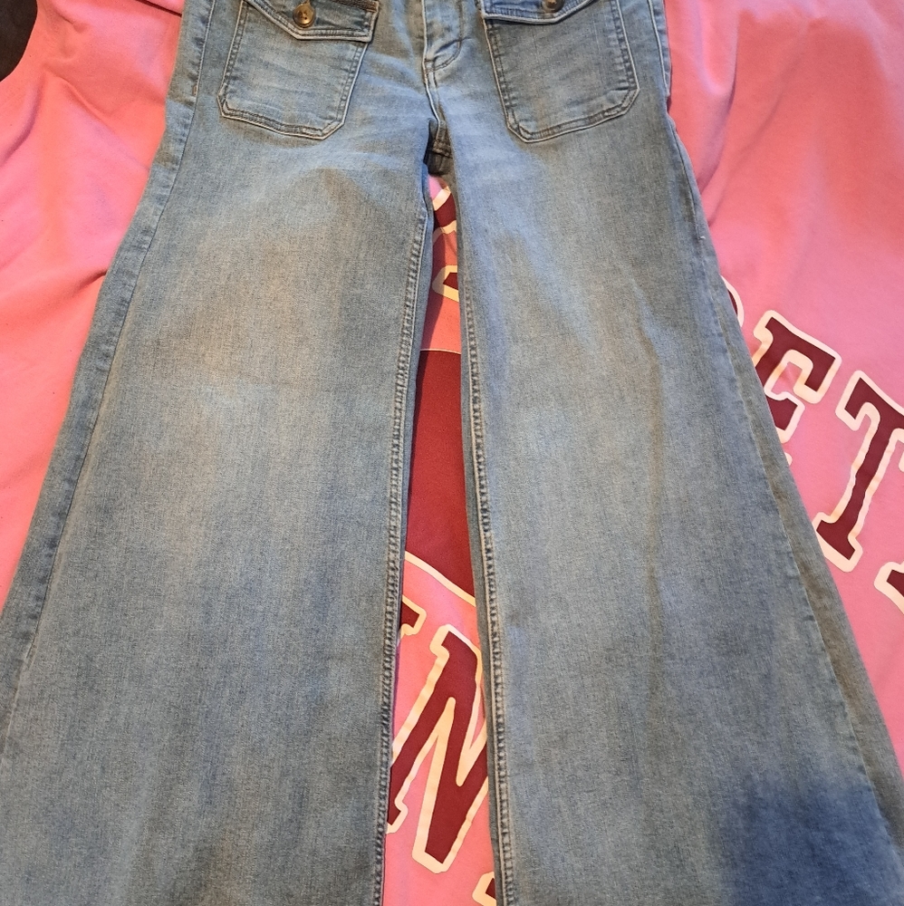 Free people jeans !!!TODAY ONLY!!!